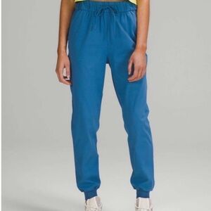 Lululemon Keep Moving Stretch High-Rise Jogger *Full Length in Soft Denim 12